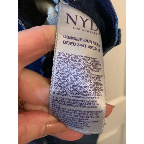 NYDJ DENIM CAPRI DAYLA WIDE CUFF MED WASH 5 POCKET STYLE SZ 4 - Picture 4 of 12
